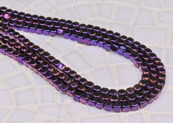 Perlenkette - 4x4x4mm - quadratisch lila