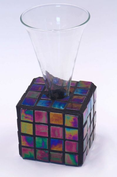 Vase mit Würfel - 6x6x6 cm