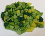 Mini Dreiecke aus Glas - Grünmix